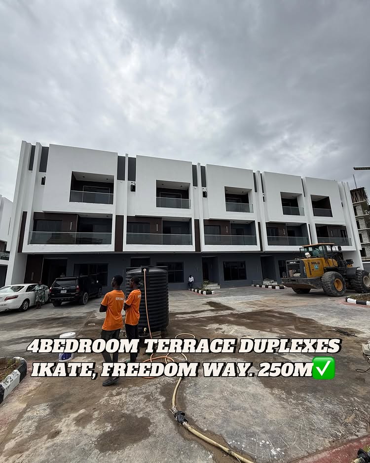 4-bedroom duplex with BQ for sale Off Freedom Way Ikate Lekki