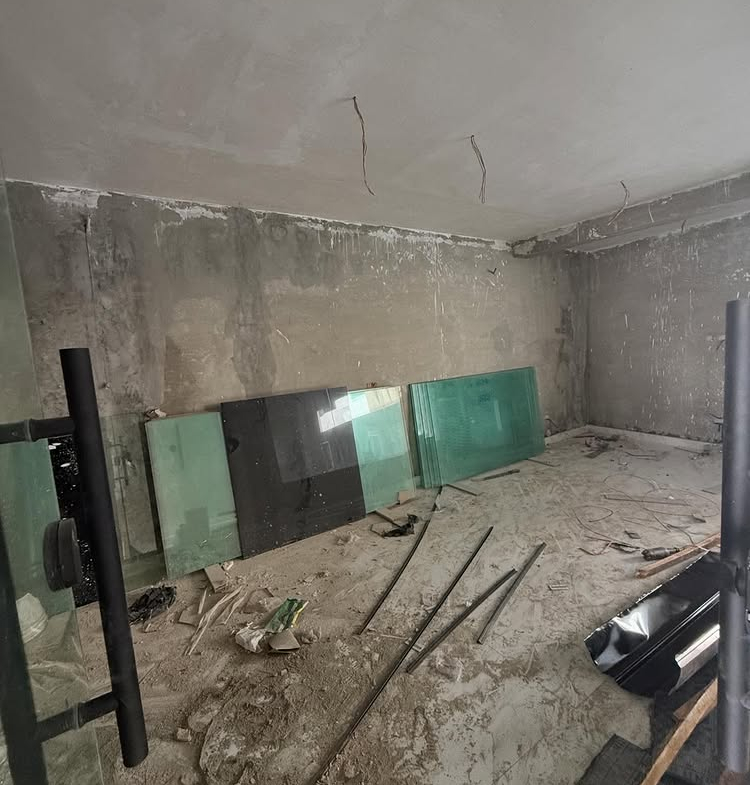 serviced 4-bedroom terrace duplex with BQ for sale in Lekki Phase 1
