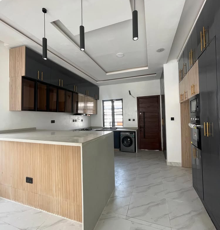 4-bedroom detached duplex with BQ, pool, and cinema for sale in Ikota Lekki