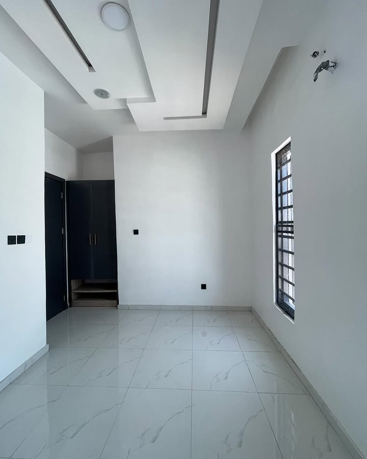4-bedroom detached duplex with BQ, pool, and cinema for sale in Ikota Lekki