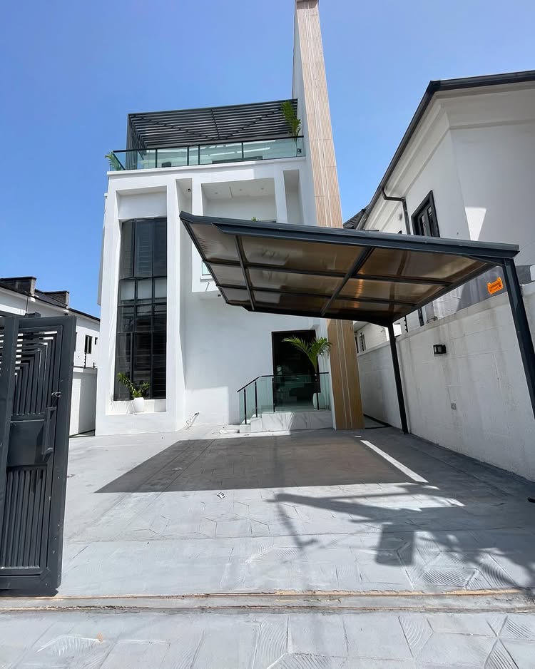 4-bedroom detached duplex with BQ, pool, and cinema for sale in Ikota Lekki