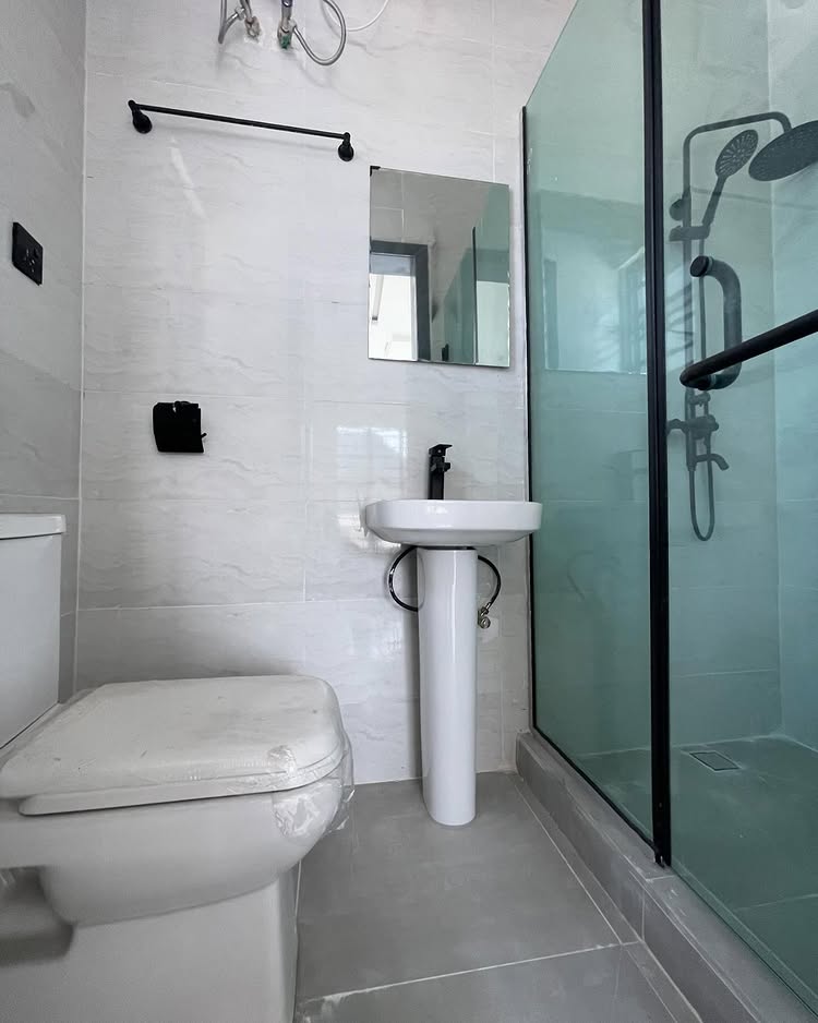 4-bedroom detached duplex with BQ, pool, and cinema for sale in Ikota Lekki