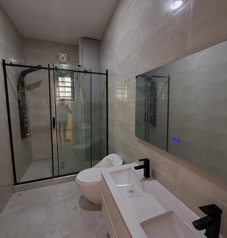 4-bedroom terrace duplex in Oniru Victoria Island