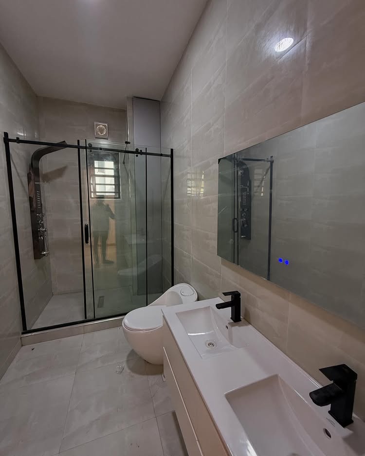 4-bedroom terrace duplex in Oniru Victoria Island