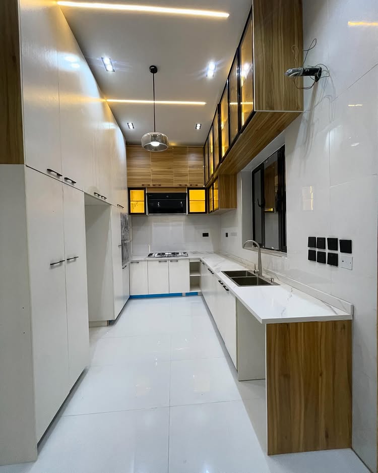 Modern 4 bedroom detached duplex with spacious compound and smart features in Ikota, Lagos, priced at 190M.