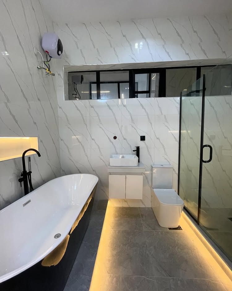 Modern 4 bedroom detached duplex with spacious compound and smart features in Ikota, Lagos, priced at 190M.