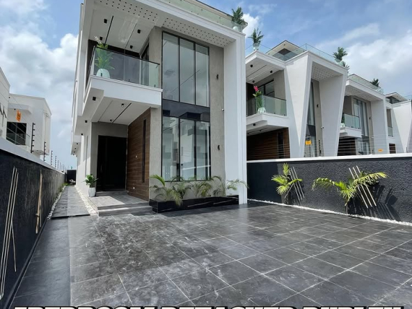 5-Bedroom Detached Duplex with BQ in Ajah