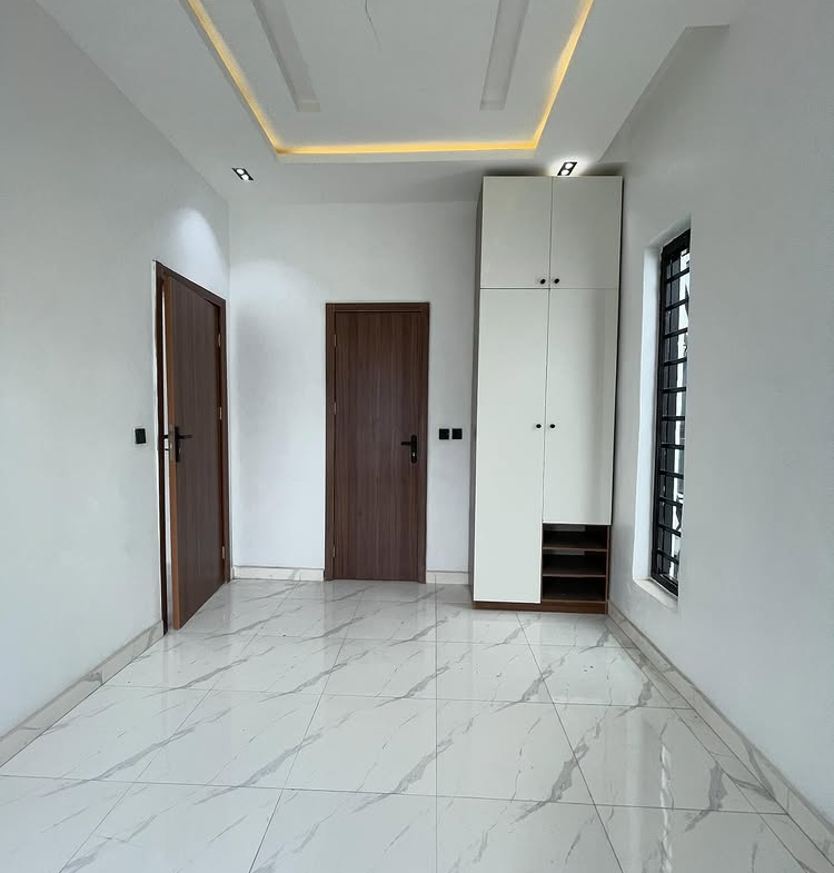 4-Bedroom Semi-Detached Duplex with BQ in Ikota Lekki