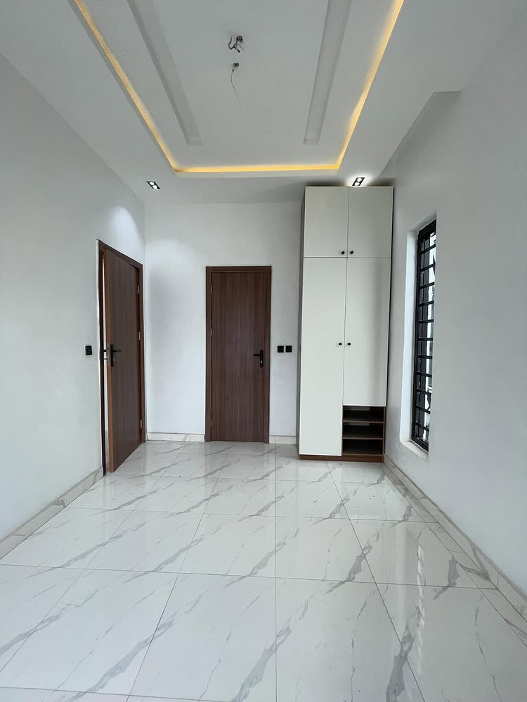 4-Bedroom Semi-Detached Duplex with BQ in Ikota Lekki