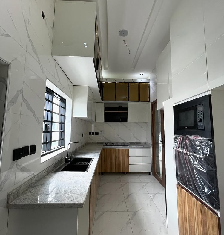 4-Bedroom Semi-Detached Duplex with BQ in Ikota Lekki