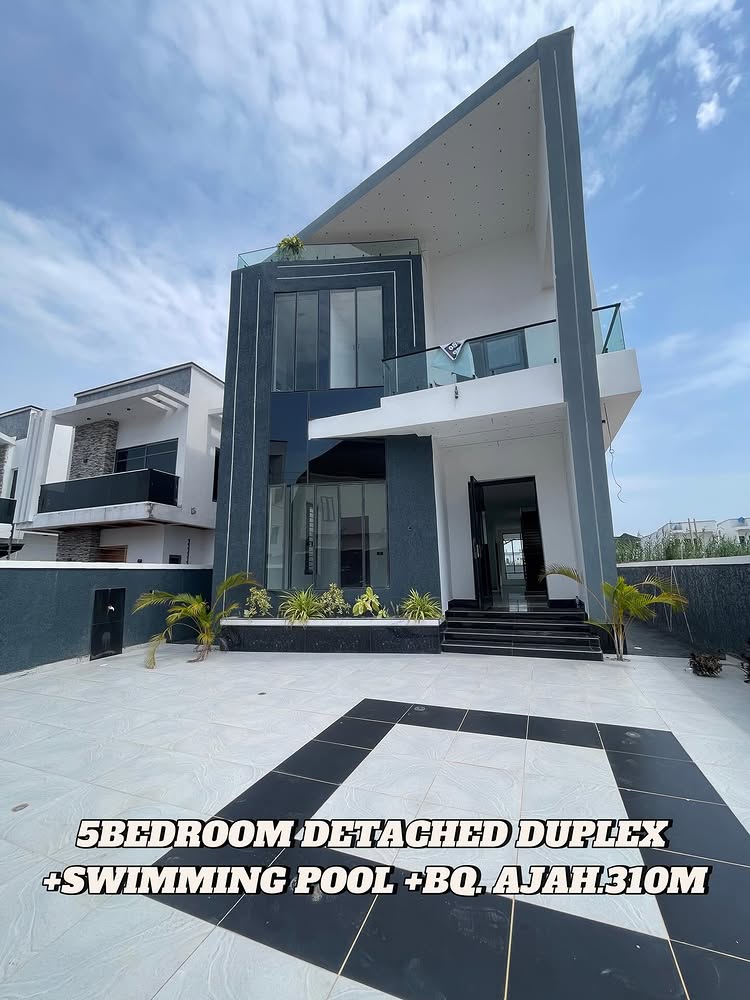 5-Bedroom Detached Duplex with BQ in Ajah