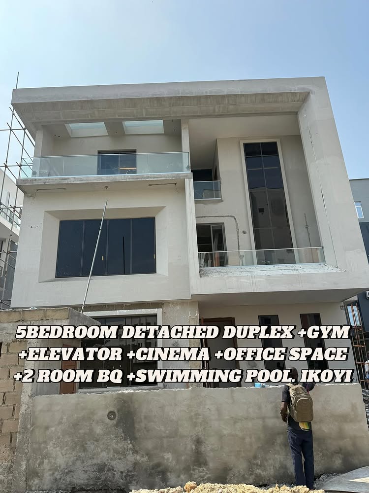 5-Bedroom Detached Duplex in Ikoyi
