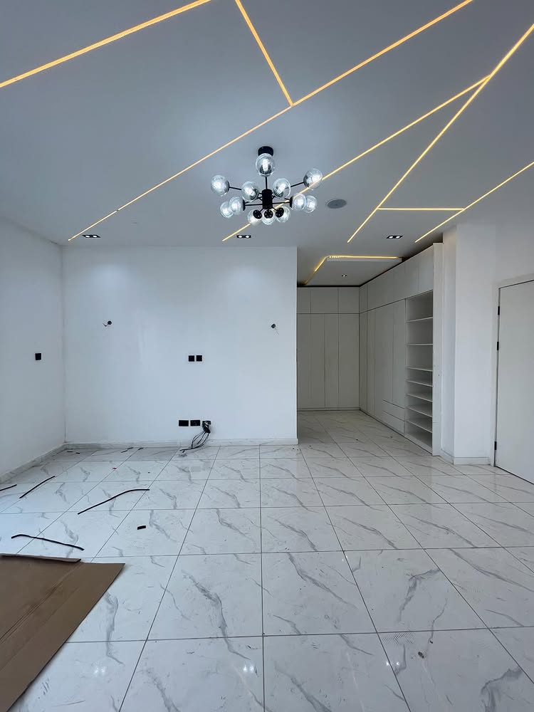 5-Bedroom Detached Duplex in Ikota Lekki