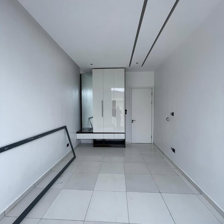 2-Bedroom Apartment in Lekki Right Oniru
