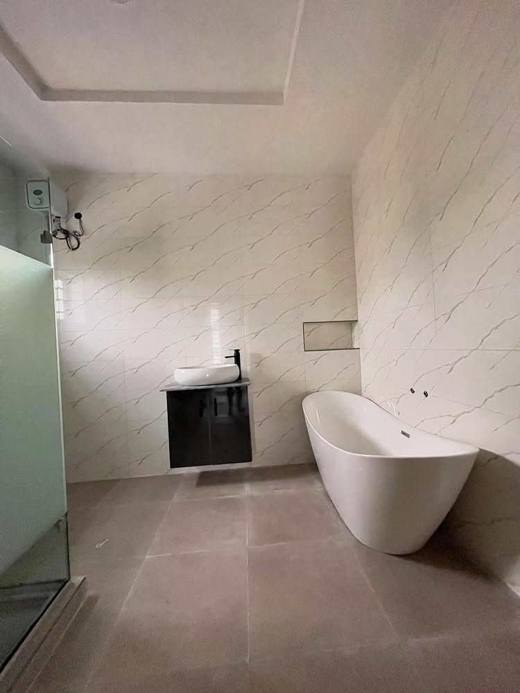 4-Bedroom Duplex in Ikota