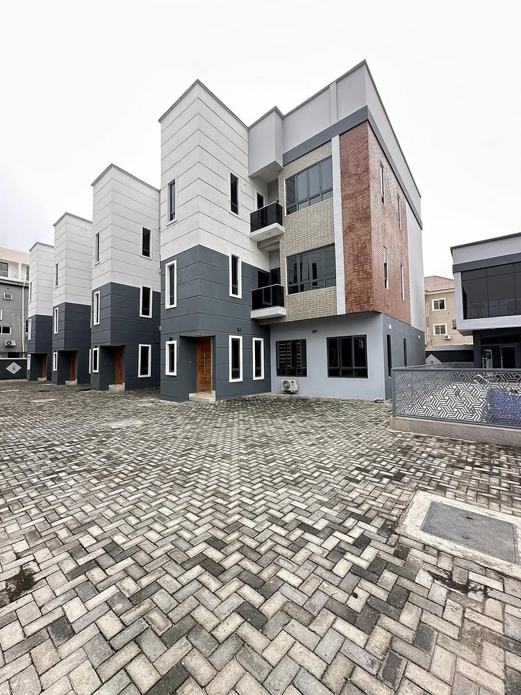 4-Bedroom Terrace Duplex in Ikate