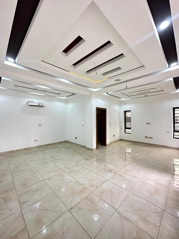 4-Bedroom Terrace Duplex in Ikate