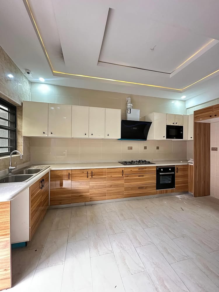 4-Bedroom Terrace Duplex in Ikate