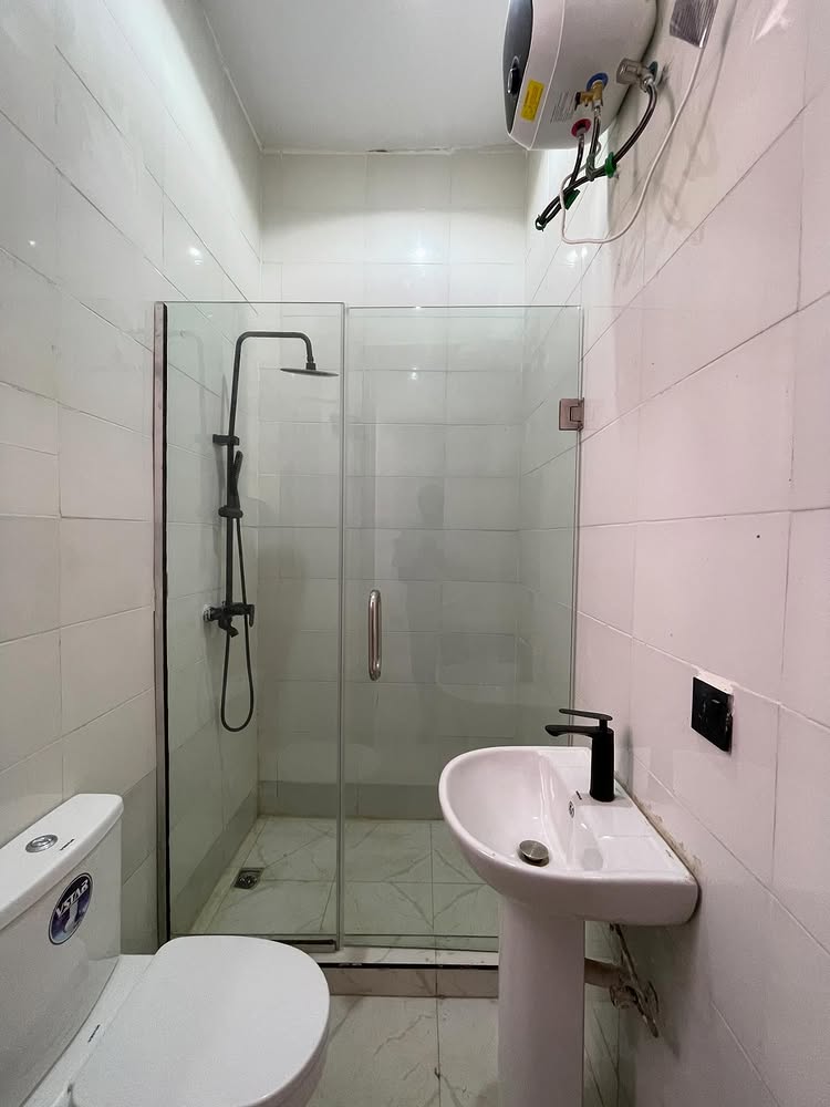 4-Bedroom Terrace Duplex in Orchid