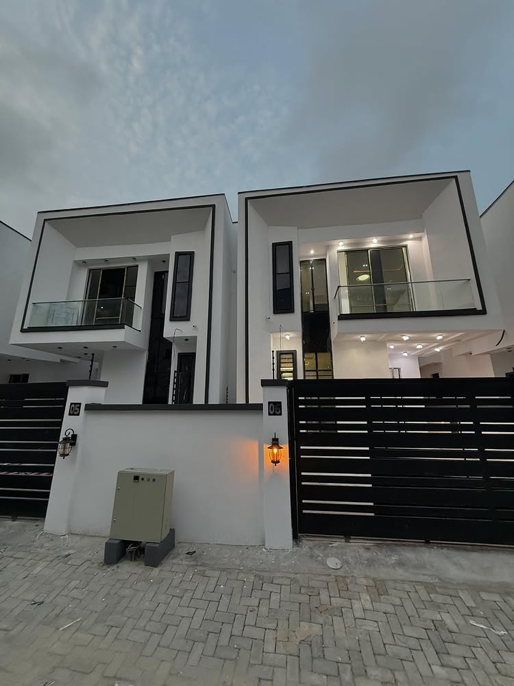 4-Bedroom Duplex in Ikate