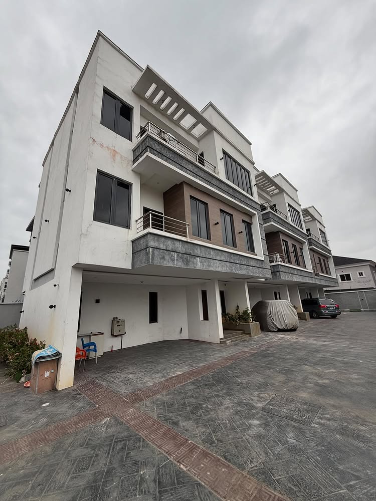 4-Bedroom Terrace Duplex in Ikate