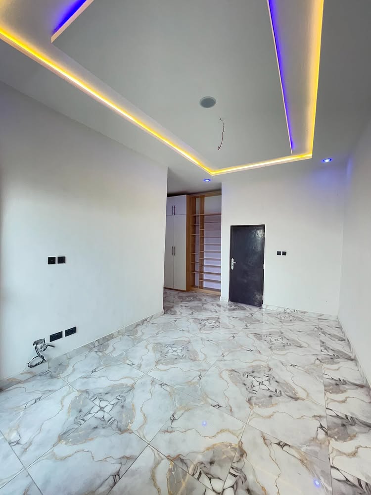 3-Bedroom Terrace Duplex in Abraham Adesanya