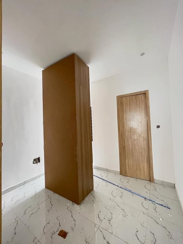 4-Bedroom Terrace Duplex in Orchid