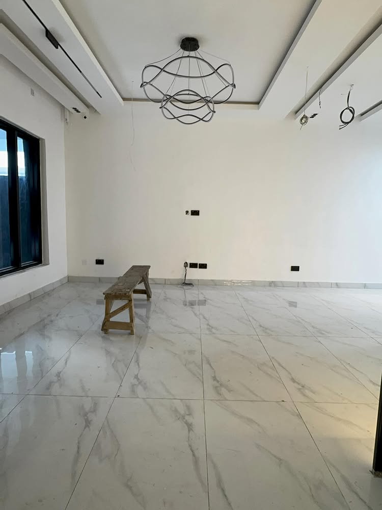 4-Bedroom Terrace Duplex in Lekki Phase 1