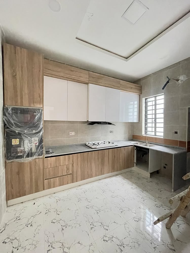 3 & 4 Bedroom Terrace Duplex in Orchid