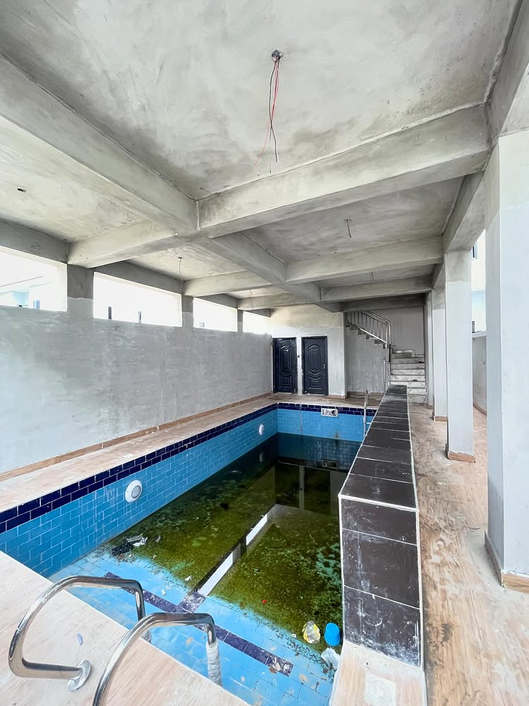 3 & 4 Bedroom Terrace Duplex in Orchid