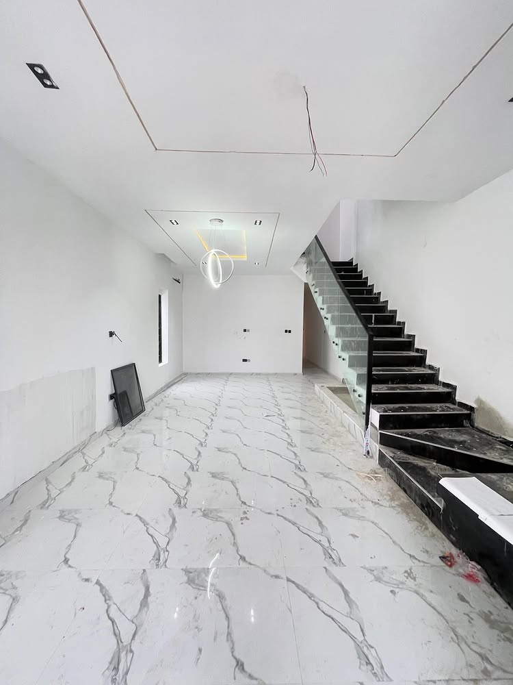 4-Bedroom Duplex in Idado Estate