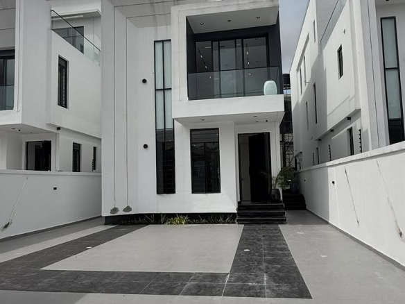 5-Bedroom Detached Duplex Lekki Phase 1 1.2B