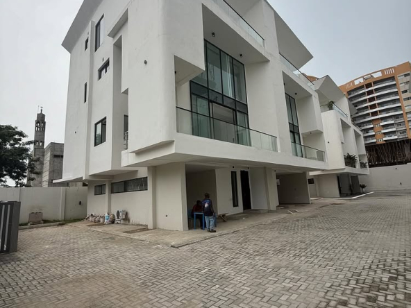 5-Bedroom Semi-Detached Duplex Ikoyi 1.2B